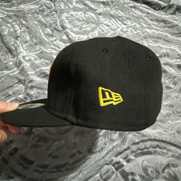 New Era 59Fifty Pittsburgh Pirates Fitted Hat- INFANT Size 6 - Picture 4 of 7